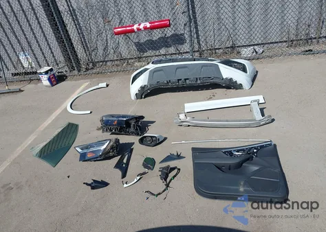 2019 Audi Q8 55 Premium z USA, uszkodzony, nr VIN WA1BVAF16KD016726